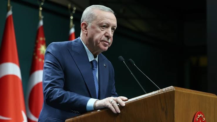 Cumhurbaşkanı Erdoğan imzaladı: Atama kararları Resmi Gazete'de!