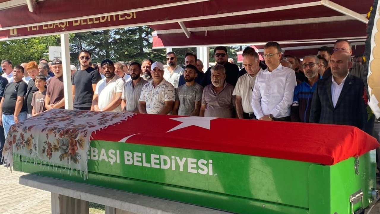 Gemiden acı haber gelmişti! Elmas Demir gözyaşlarıyla toprağa verildi