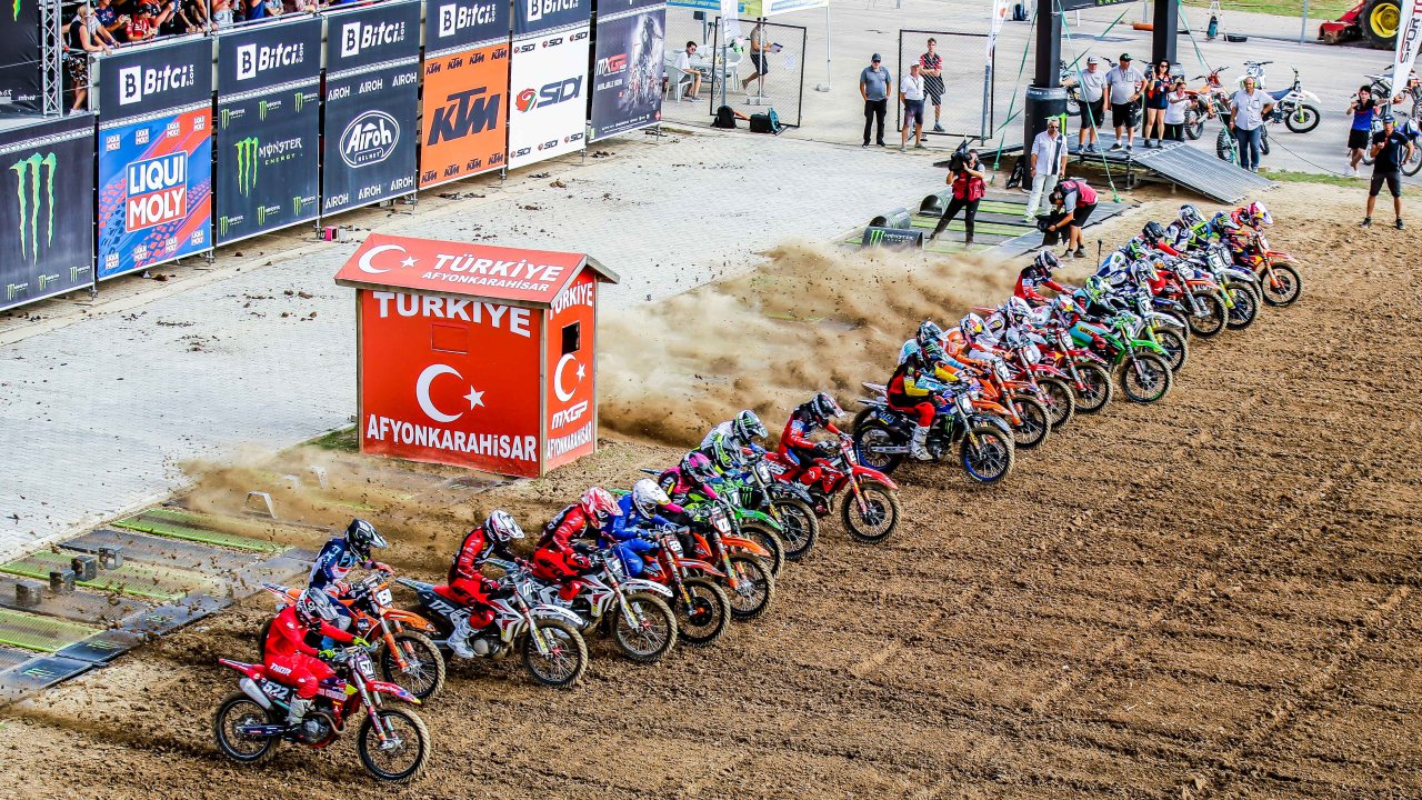 Dünya Motokros Şampiyonası'nda rekor seyirci