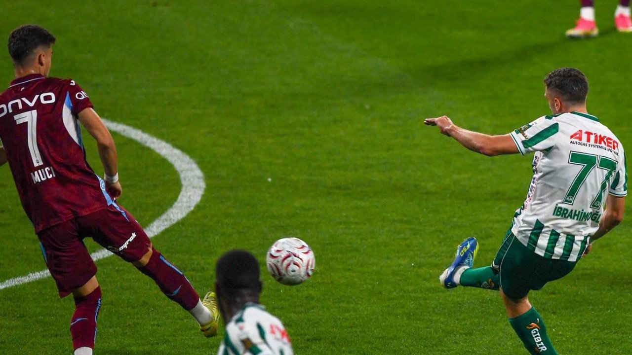 Konyaspor Trabzonspor'un 'belalısı' oldu!