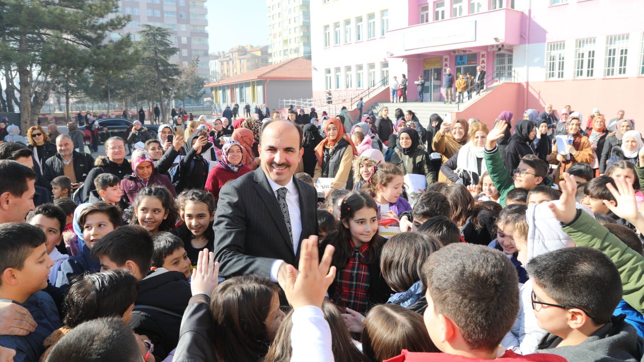 Konya’da yeni eğitim yılı başladı! Altay’dan öğrencilere mesaj