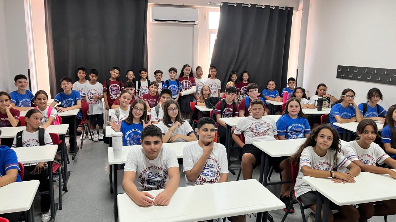 İzmir’deki bu okulda 27 çift ikiz var! Adı ikizler okuluna çıktı