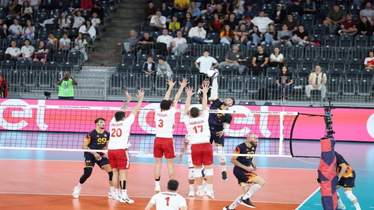 A Milli Erkek Voleybol Takımı Letonya'ya yenildi