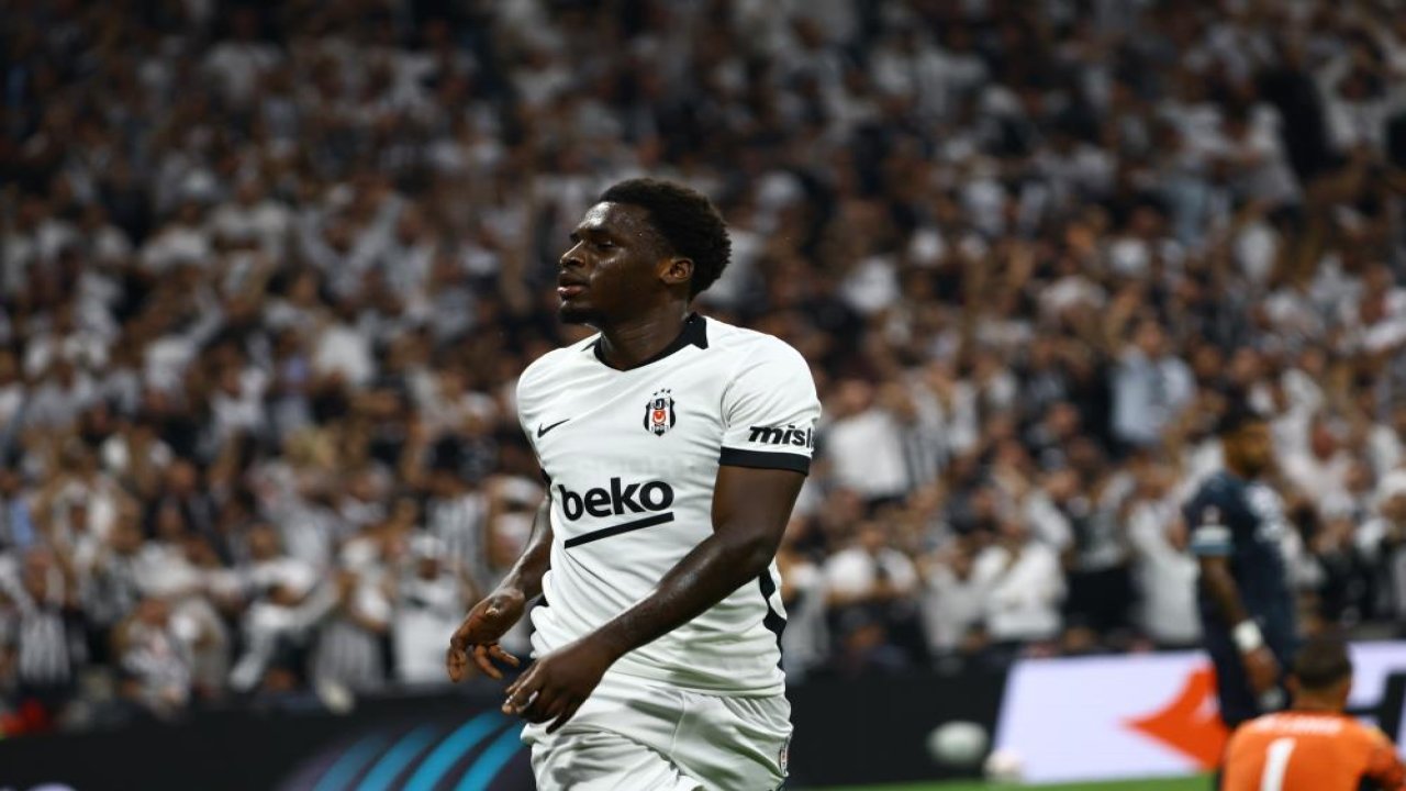Beşiktaş'ta 'Poku' ayrı bir mutlu