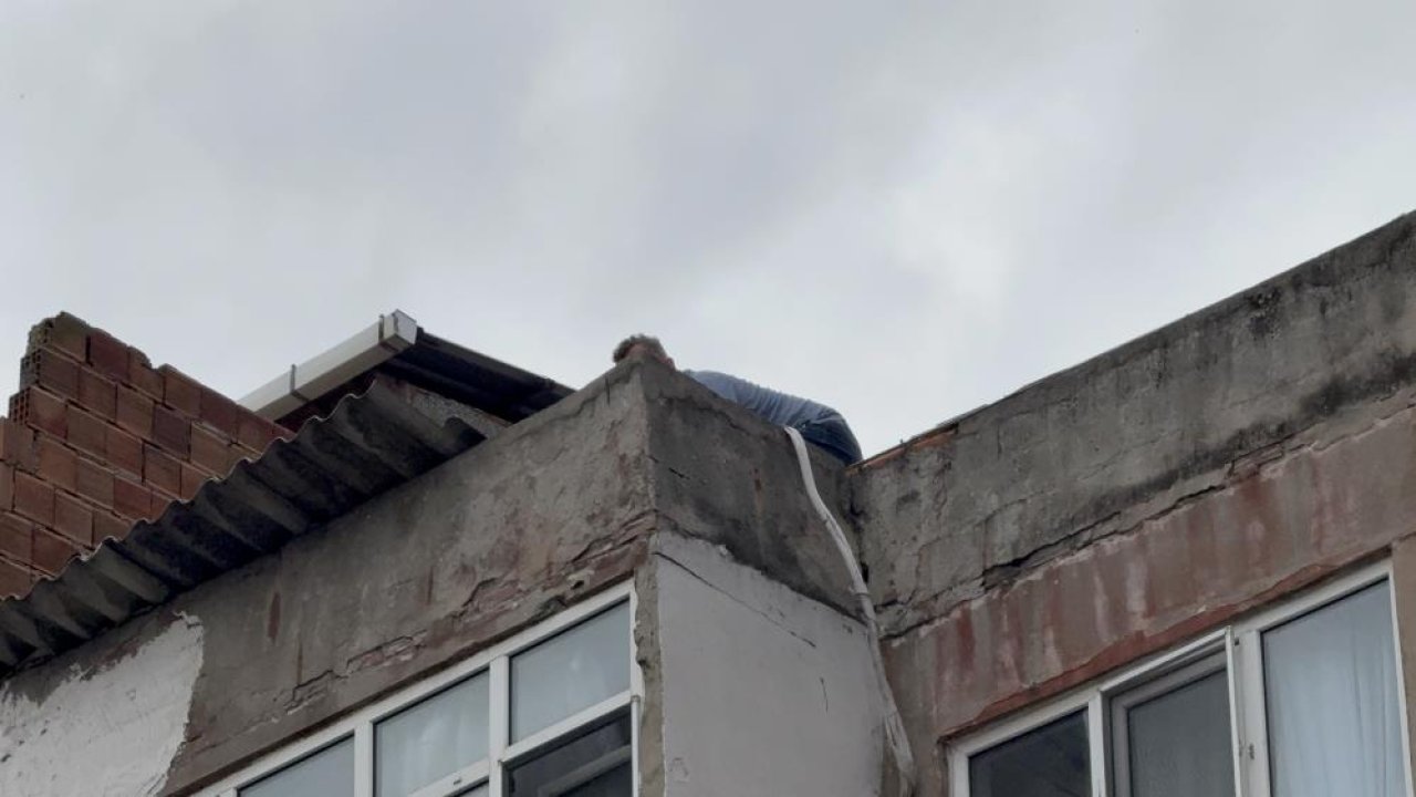 Samsun’da nefes kesen anlar! Çatıdaki kadın için zamanla yarıştılar