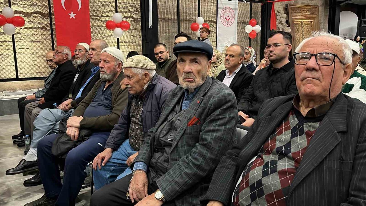 Konya’da yaşlılar için anlamlı gün! Dünya yaşlılar günü kutlandı