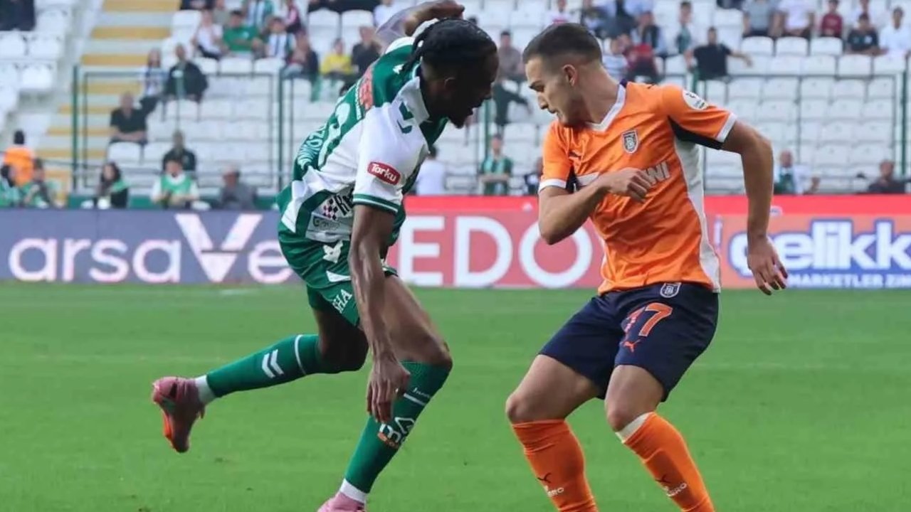 İlhan Palut'tan sürpriz kadro! İşte Konyaspor-Başakşehir maçı 11