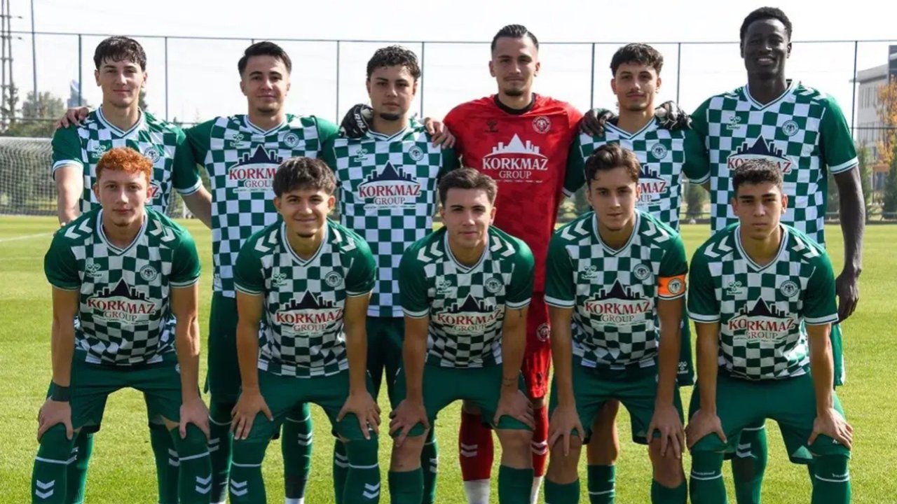 Genç kartallar PAF'ta mağlup! Konyaspor:0 Başakşehir:1