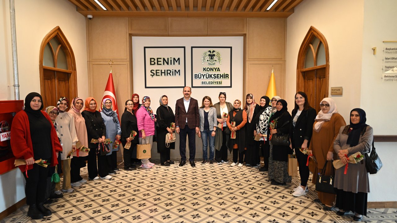 Başkan Altay’dan Konya’daki kadın çiftçilere anlamlı mesaj