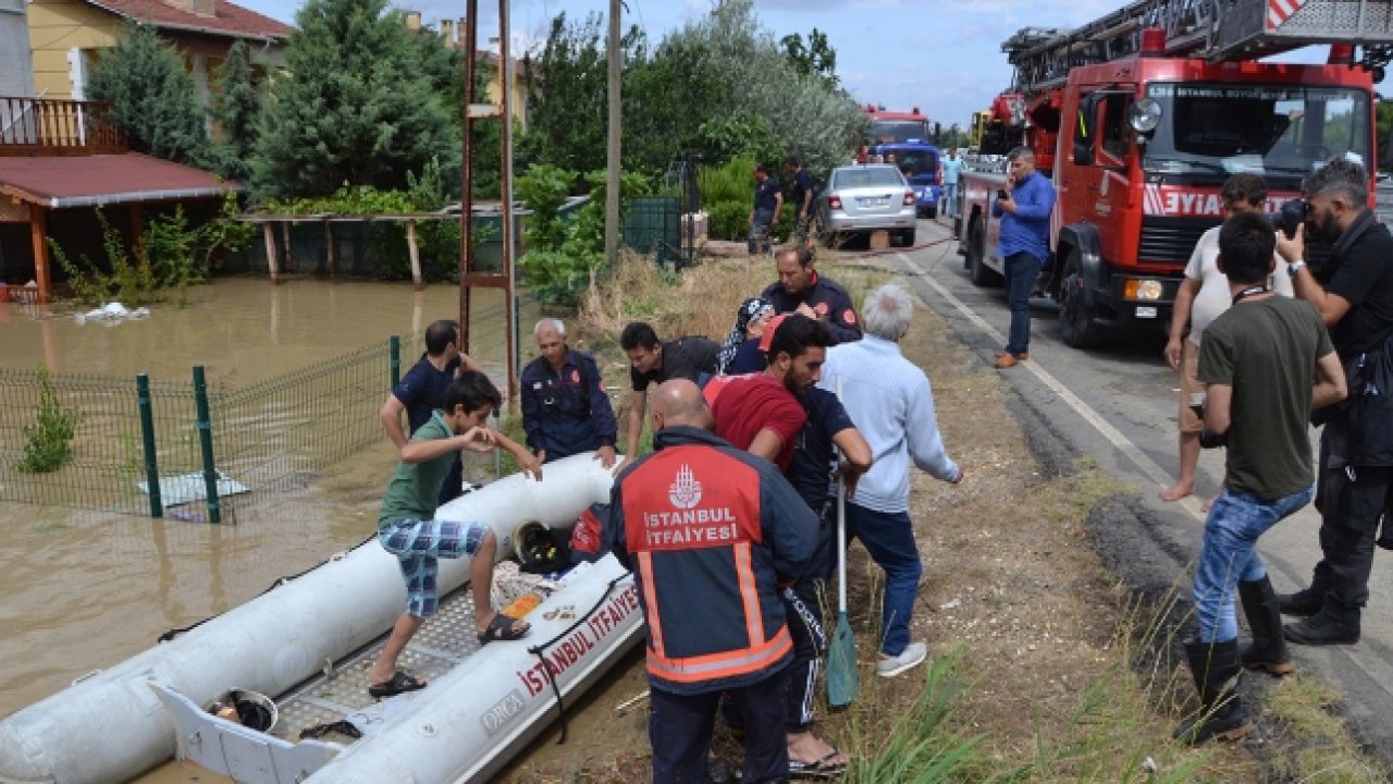İstanbul’da sel felaketi! Hayatını kaybedenlerin sayısı yükseldi