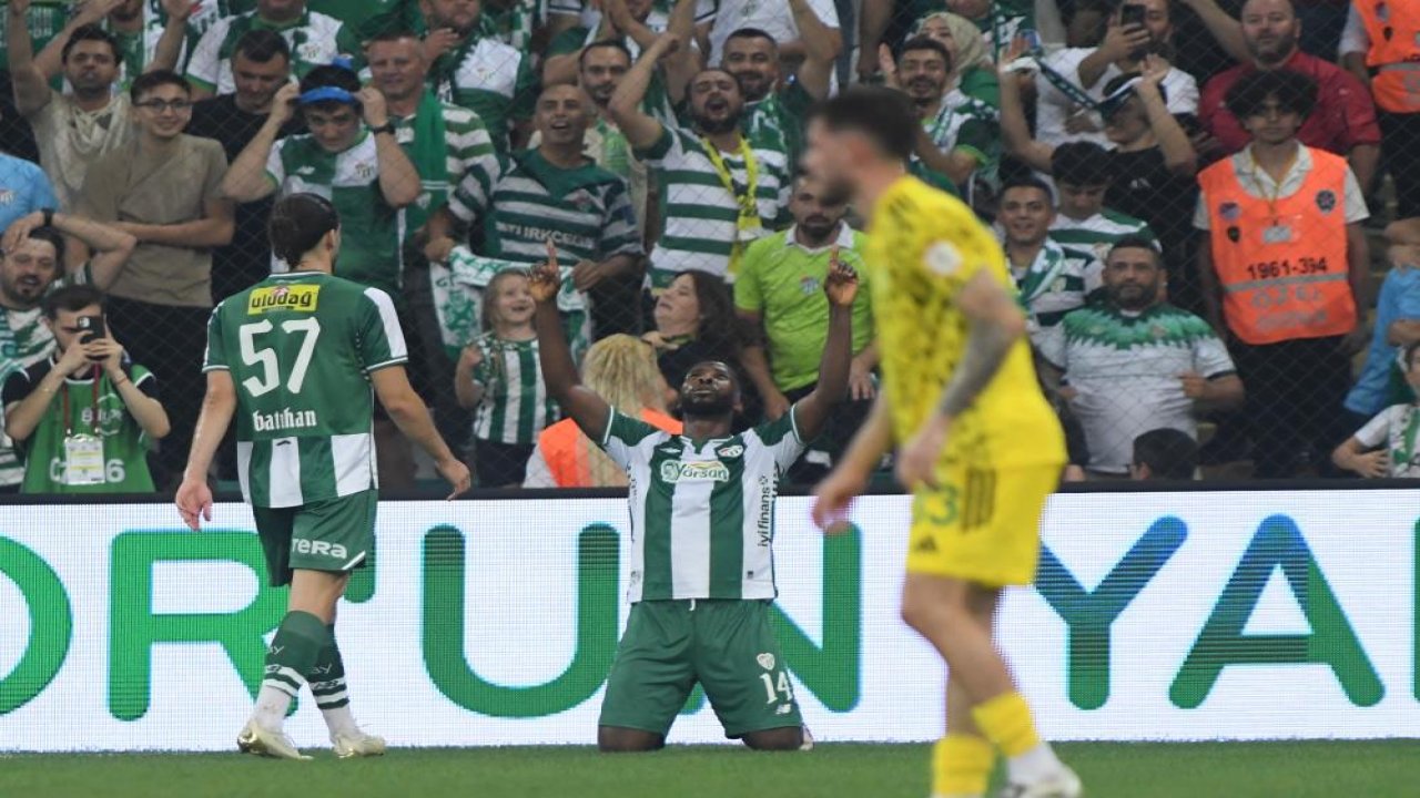 Bursaspor'da Kelechi Iheanacho tarihe geçti
