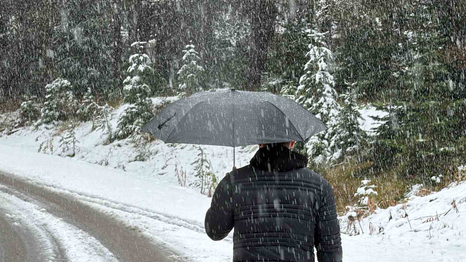 Bolu’nun yüksek kesimleri beyaza büründü!