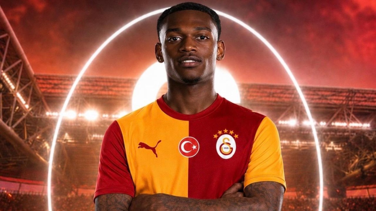 Galatasaray'dan beklenen 'Leao' açıklaması geldi