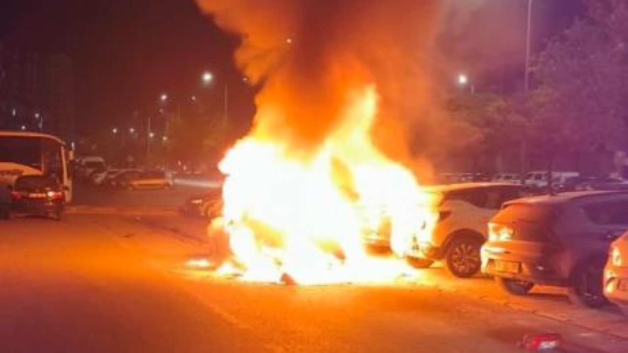 Korkutan kaza! Alevler 3 araca daha sıçradı