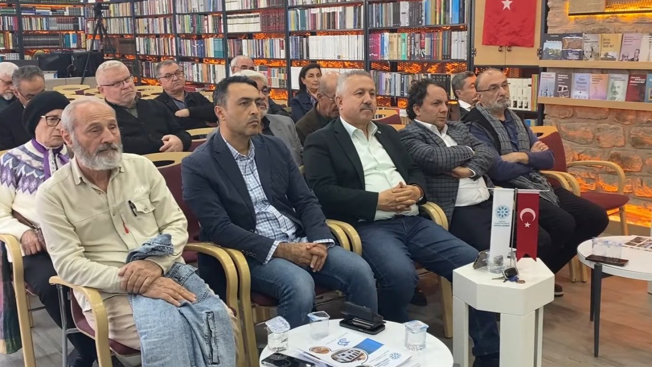 TYB Konya'da Klasik Türk Şiiri konuşuldu