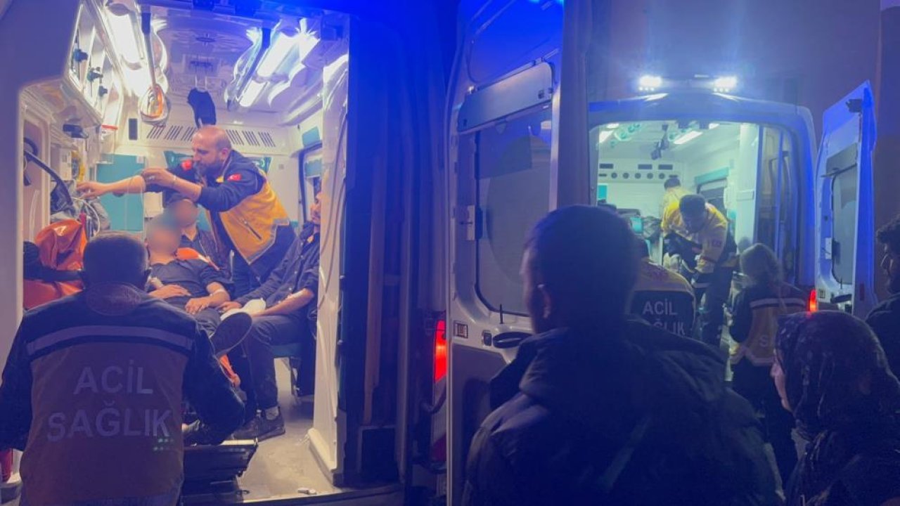 Hakkari’de minibüs faciası! 20 kişi yaralandı