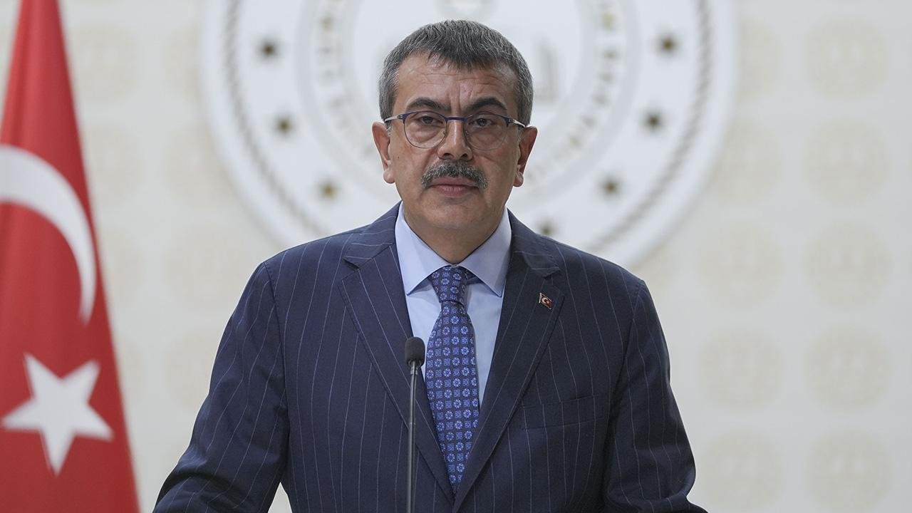 Bakan Tekin açıkladı! Okullara personel alımında yeni dönem başlıyor
