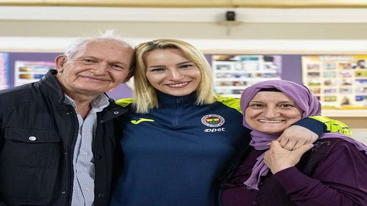 Milli yıldızın aile dramı! Annesi ve babası için anlattıkları gündem oldu