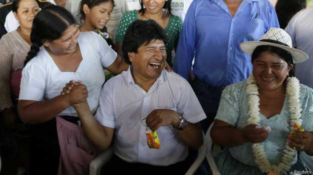 Morales Bolivya'da üçüncü kez zaferini ilan etti