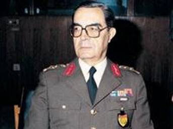 Doğan Güreş vefat etti