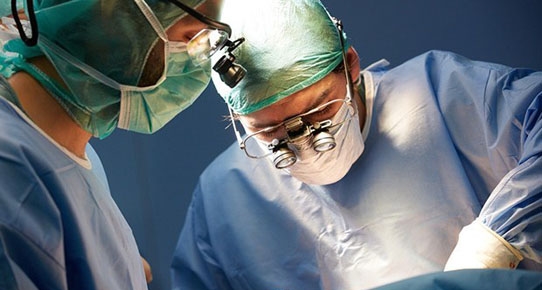 Uşak Devlet Hastanesi'nde İlk Kapalı Atardamar Ameliyatı Yapıld