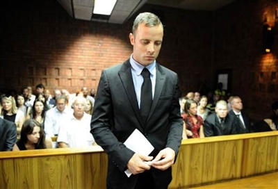 Kız Arkadaşını Öldürmekle Suçlanan Pistorius'un Yargılanması