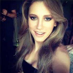 Serenay Sarıkaya:Bir Kıyafet Giydi ki Sormayın Gitsin