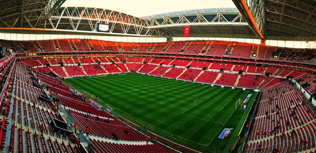Galatasaray’a TT Arena şoku! Dava açıldı!