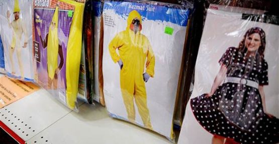 ABD'de!!!Ebola Karantina Kostümlerini Cadılar Bayramında Giyeceklermiş!!!