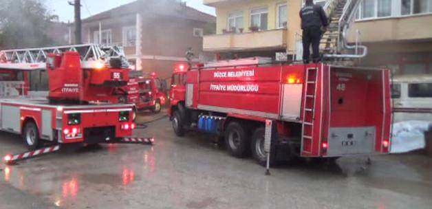 Bilgisayar kablosu evi yaktı