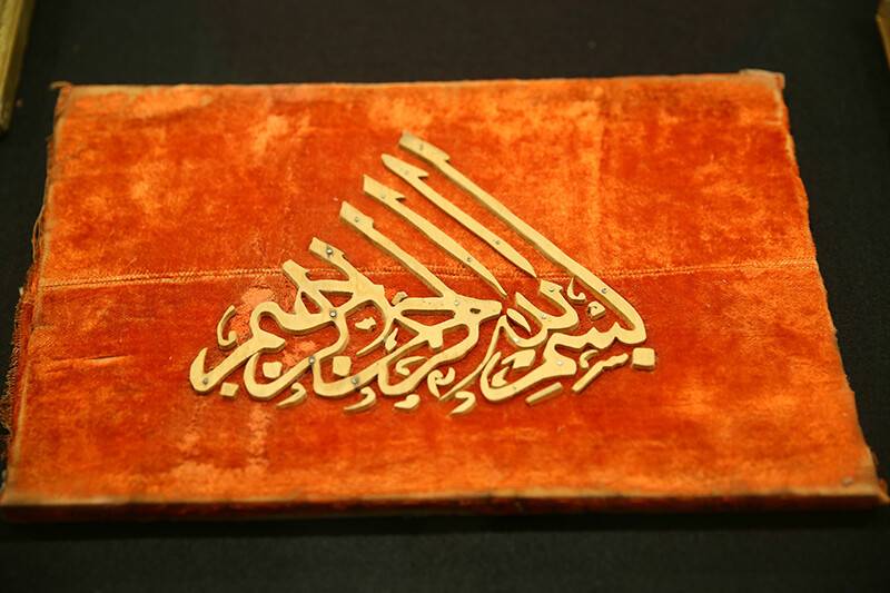 Tılsımlar ve gizemli eşyalar sergisi