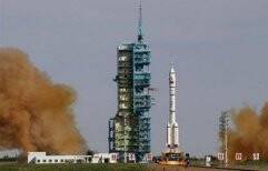 Çin İnsansız Uzay Aracını Ay'a Yolladı!