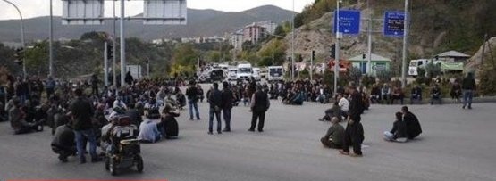 Tunceli Karıştı 'PKK Mezarlığı' Eylemi Devam Ediyor