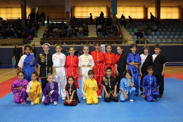 Wushu müsabakaları yapıldı