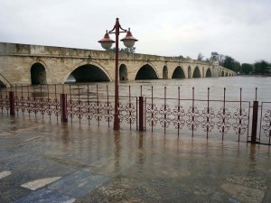 Edirne'deki Nehirlerin Debisinin Artması