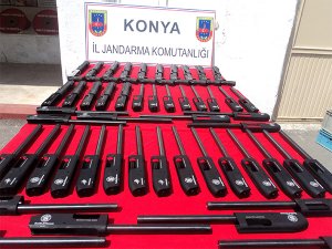 Konya'da 7 Av Tüfeği Ve Silah Malzemeleri Ele Geçirildi