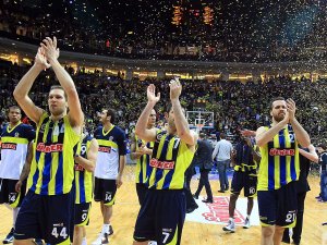 Fenerbahçe Ülker, Liderliğini Sürdürmek İstiyor