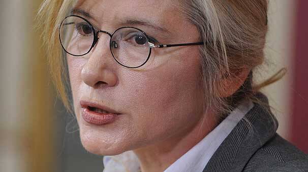 Emine Ülker Tarhan'dan CHP'ye çok çarpıcı sözler