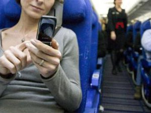 Uçakta Cep Telefonu Kullanımına Şartlı İzin