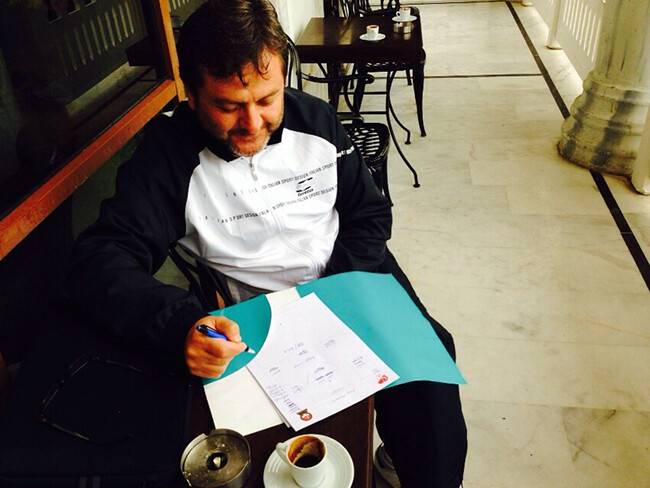 Hüseyin Avni Akıncı masterlerin istatistiğini tutuyor