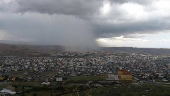 Hortum görünümlü dolu! Şok anlar ...