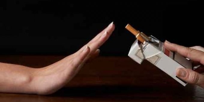 Sigara İçenler Bel Ağrısından 3 Kat Fazla Yakınıyor