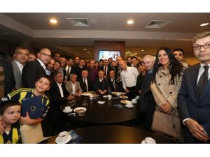 Fenerbahçe'nin "Hedef 1 Milyon Üye" Projesine İlgi Sürüyor
