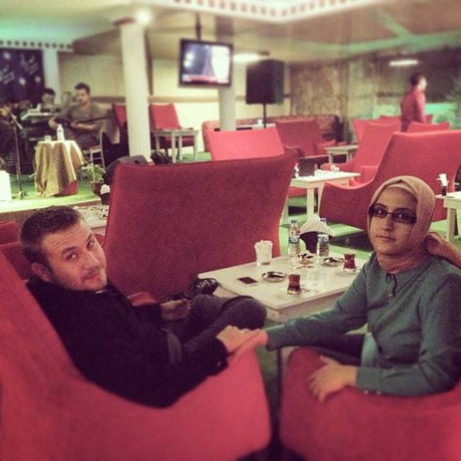 Aldur Çifti aynı yastıkta sekizinci yıl kutluyor