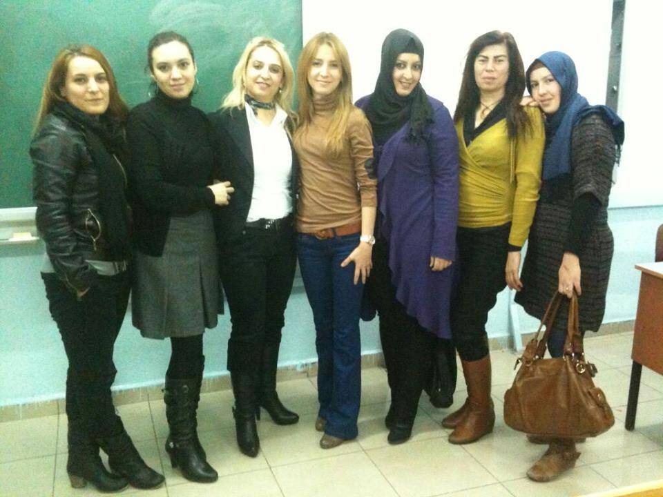 Trafik eğitmeni başarılı bayanlarımız bir arada