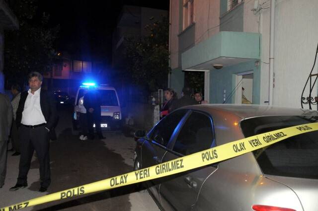 MHP İlçe Başkanının evine silahlı saldırı