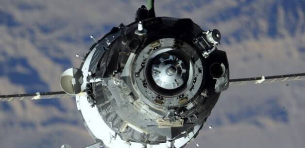 UUİ'de görevli astronotlar Dünya'ya döndü