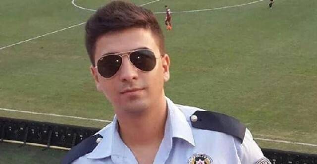 Polis Memuru, Kız Arkadaşını Tabancayla Öldürüp İntihar Etti