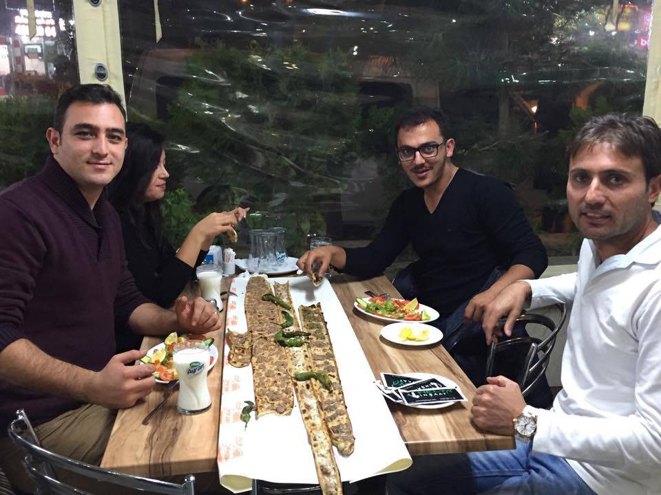 Esat ve Muammer Karapınar Havzan Etliekmek 3’te