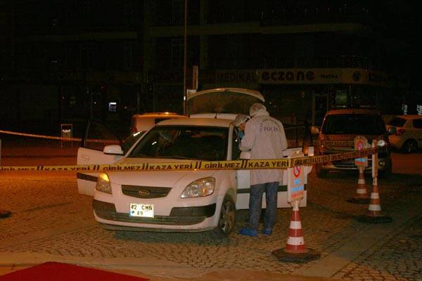 Kavga sırasında tabancayla kendini vurduğu iddiası